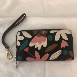 Fossil Wristlet